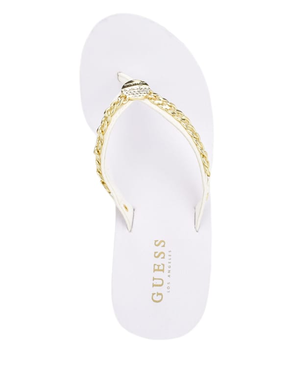 Tong guess new arrivals