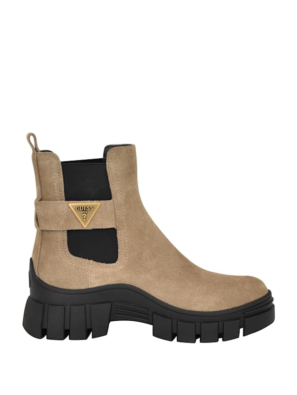 Hensly Triangle Chelsea Bootie GUESS