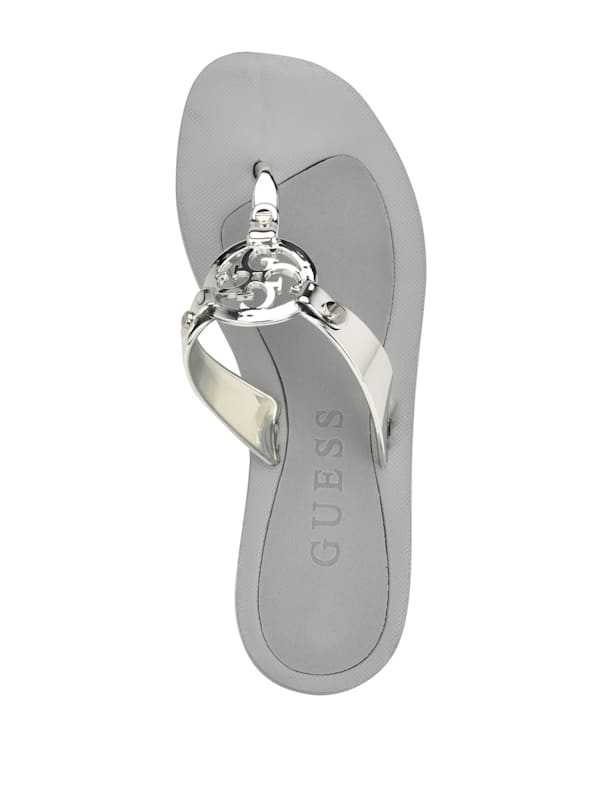 Tyana Quattro G Flip Flops GUESS