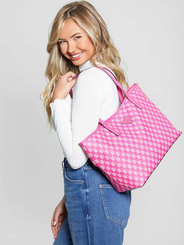 Pink shopper store