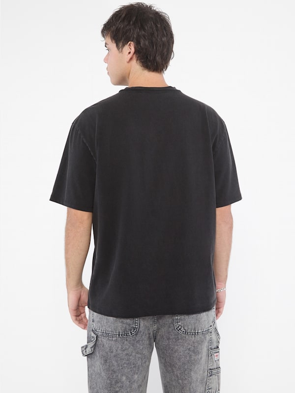 GUESS Originals Triangle Tee GUESS