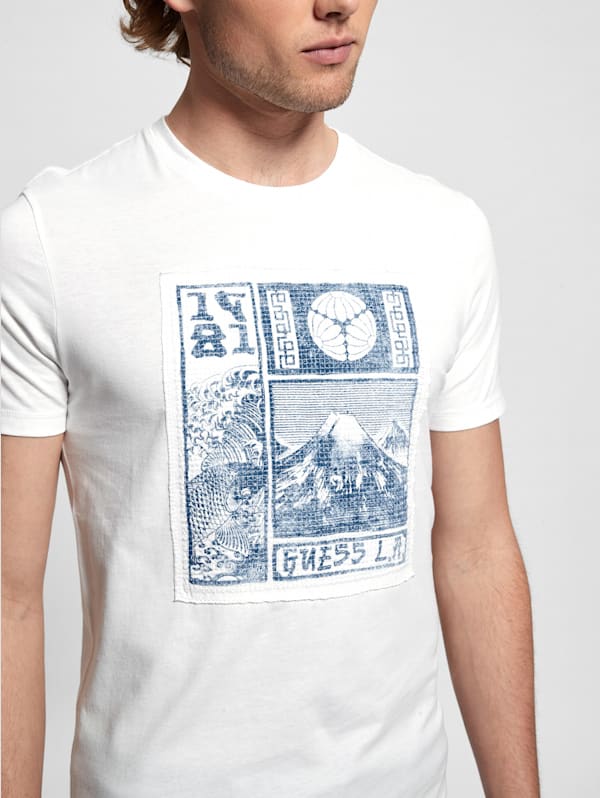White guess t shirt 2025