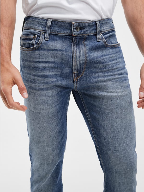 Straight Jeans