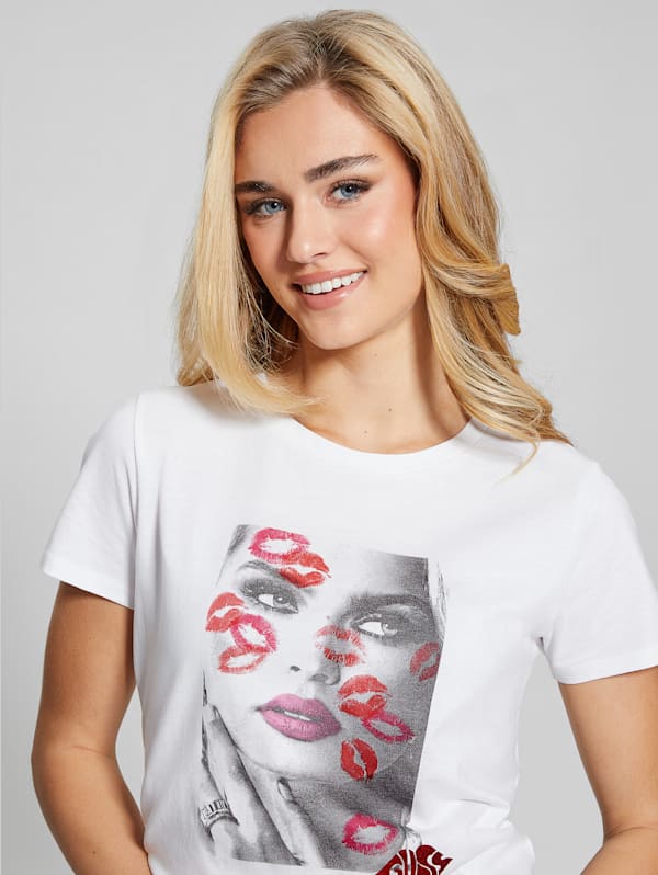 Guess lips outlet t shirt