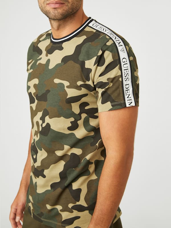 Guess camo t shirt outlet