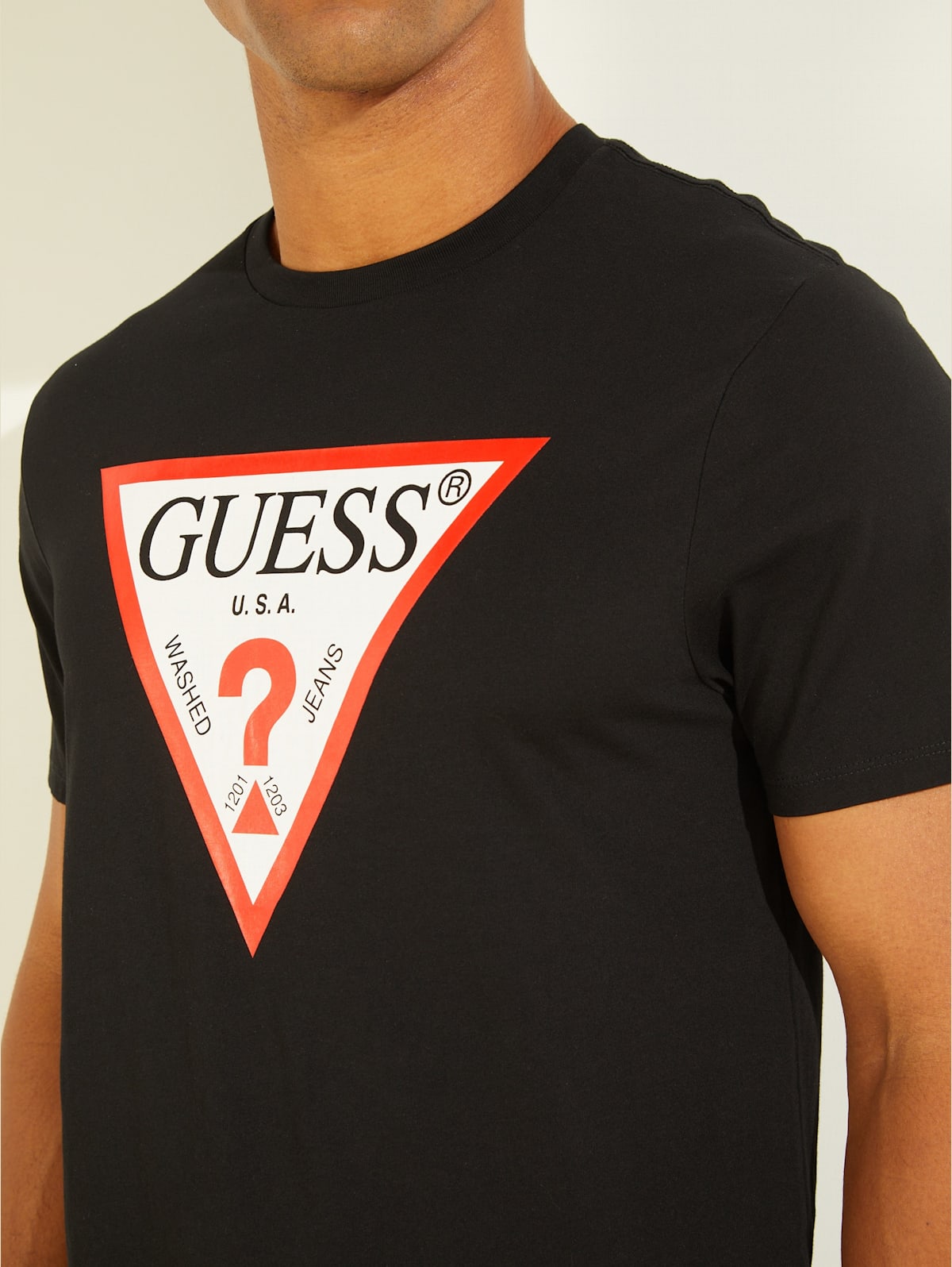 Classic Logo Tee | GUESS Canada