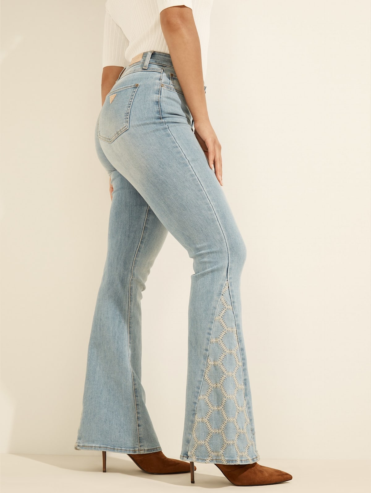 uberørt politi Parcel 1981 Embroidered Inset Fit-and-Flare Jeans | GUESS Canada