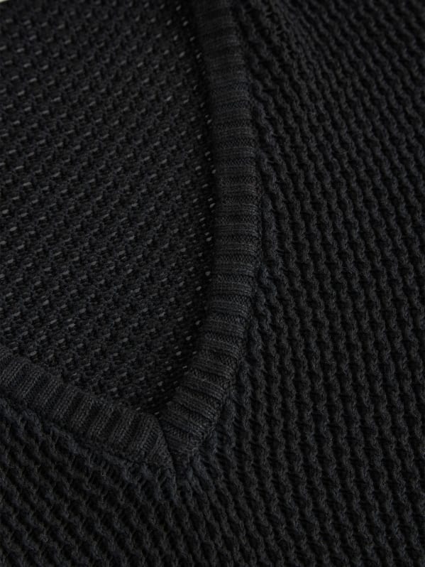 V-Neck Sweater | GUESS