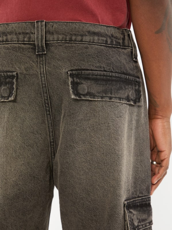 GUESS Originals Cargo Jeans | GUESS GUESS Originals Cargo Jeans | GUESS