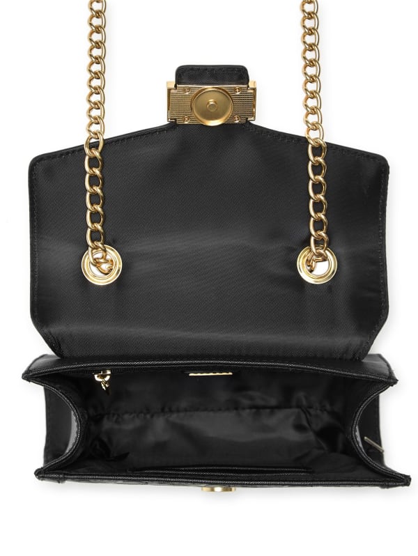 会員様限定 お買い得商品 Sabrina Wallet on a String | GUESS Factory 小物