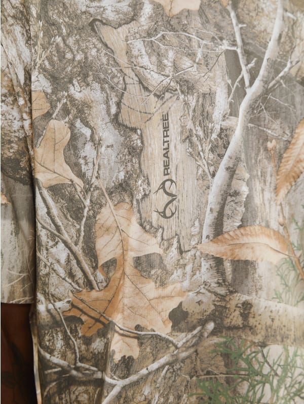 GUESS Originals x RealTree Tee | GUESS Jeans