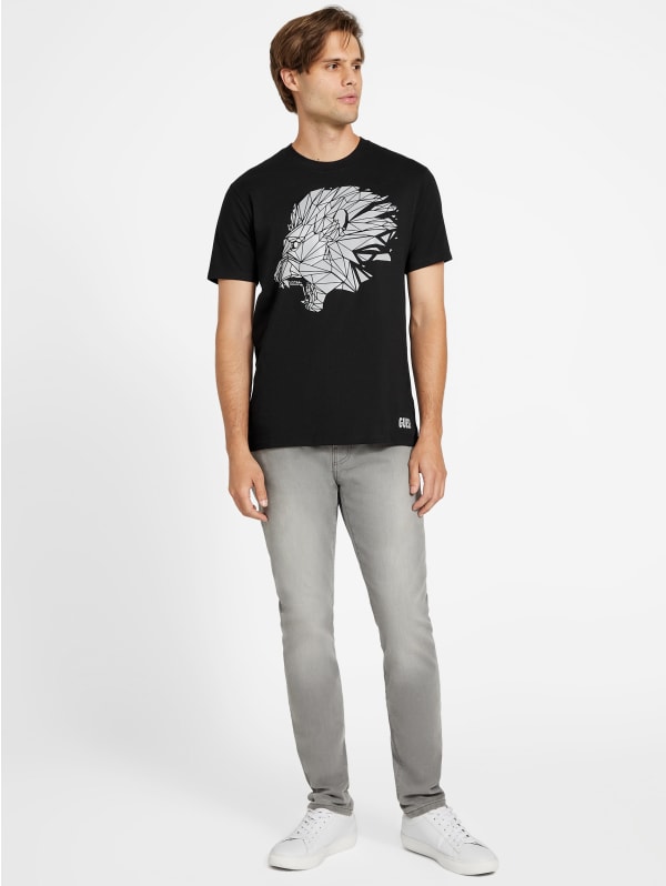 Scatter Lion Graphic Tee | GUESS Factory