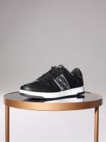 Quattro G Low-Top Sneakers | GUESS