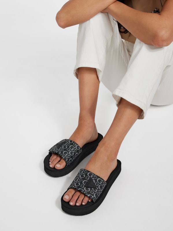 Guess logo slides discount