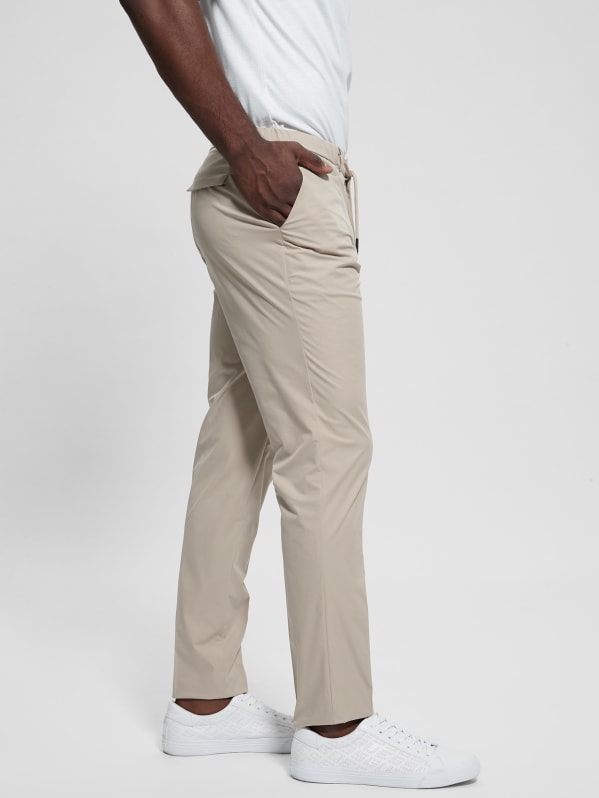 Tech-Stretch Chino Pants | GUESS