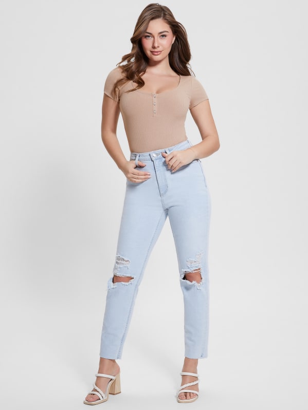 Mom Jeans: Ripped & High Waisted Mom Jeans