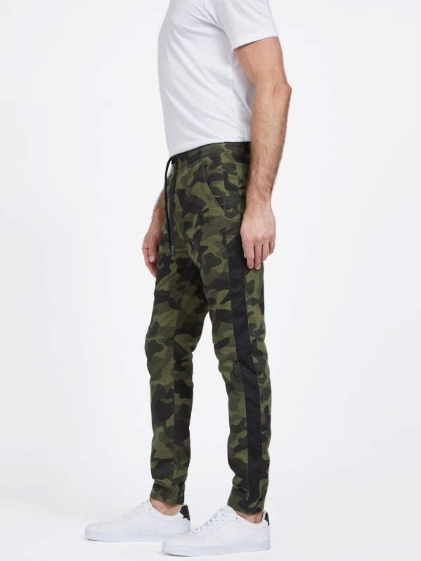 Guess camouflage pants store