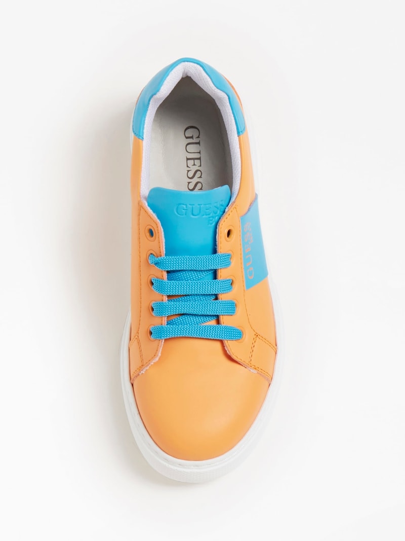 Guess luiss lo best sale trainer