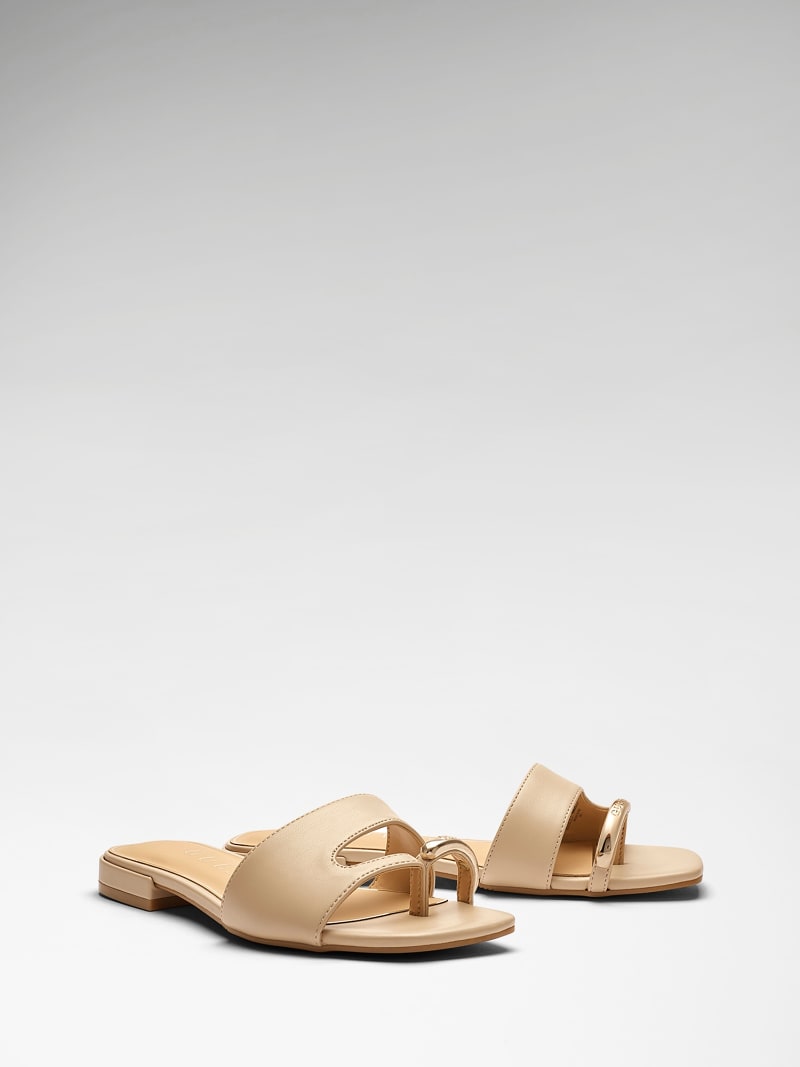 Sandali Guess Carla Da Donna - Bassi, Tacco Piatto, Larghezza Normale, Perfetti Per L'Estate - 2