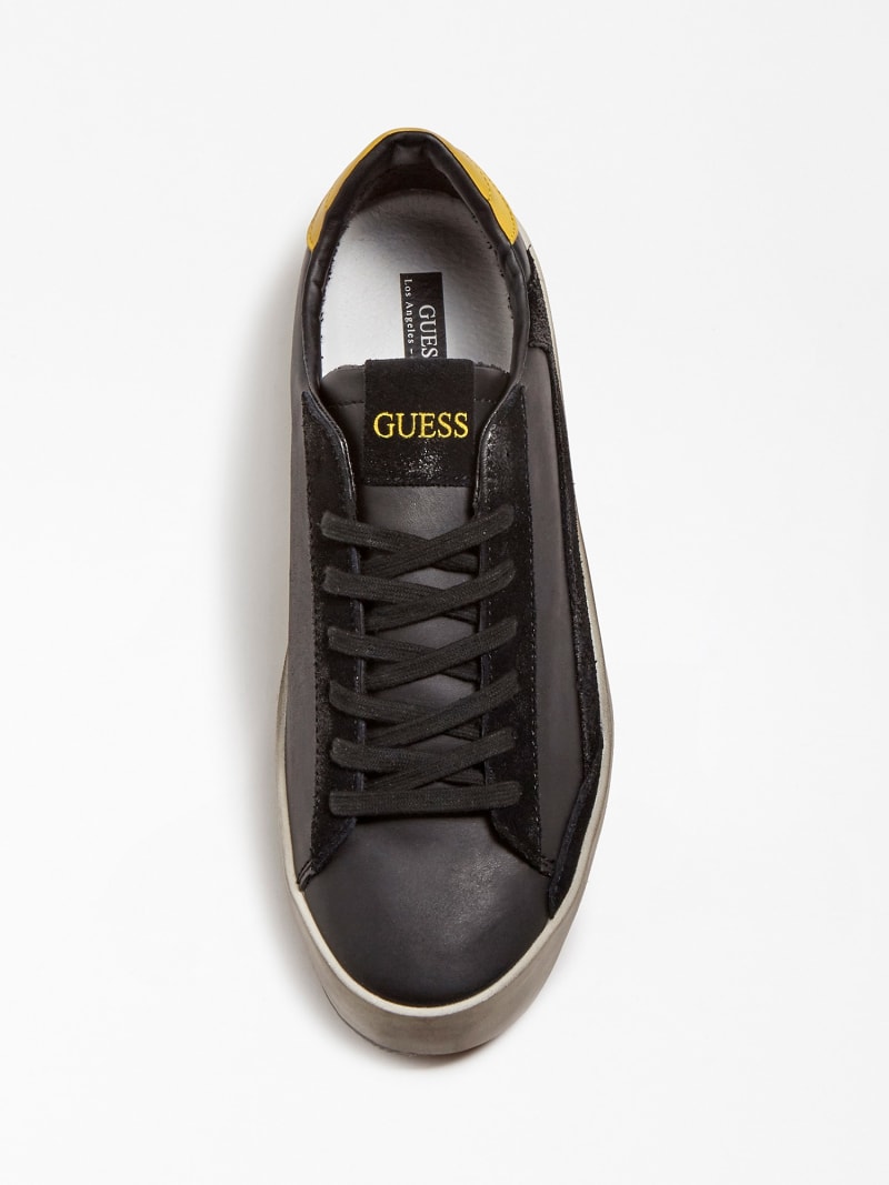 guess shoes greece