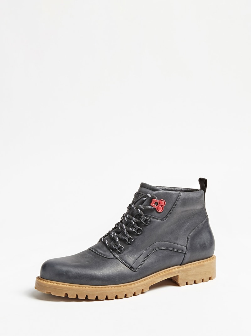 guess logo boots