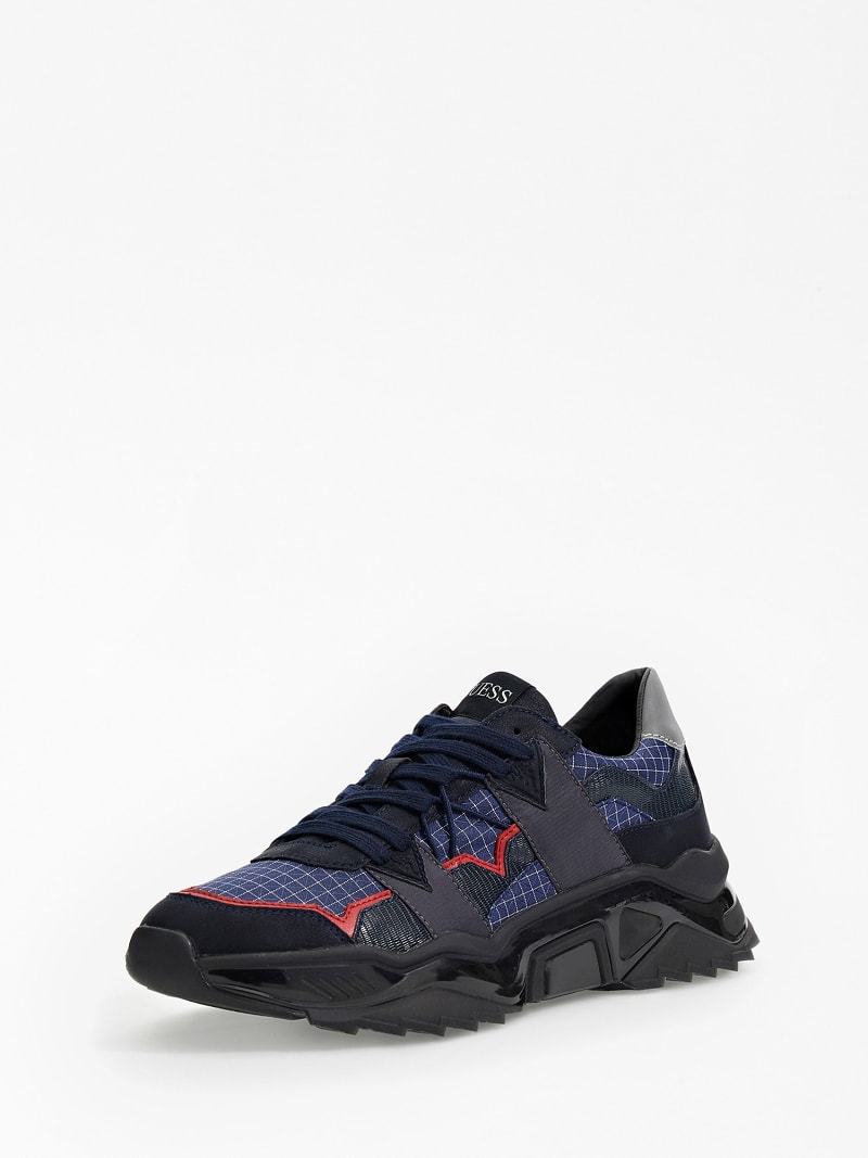 GUESS Technical nylon Massa running shoes