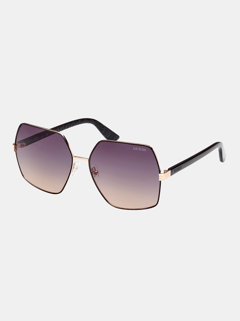 Geometric sunglasses model