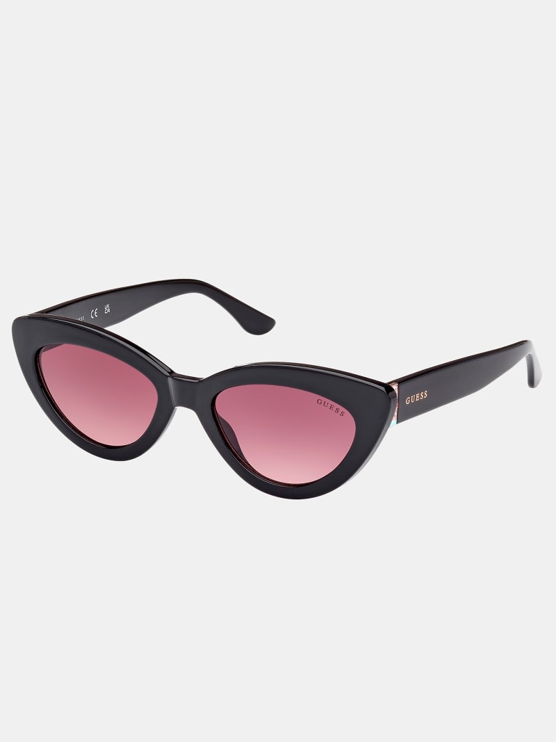 Cat’s eye sunglasses