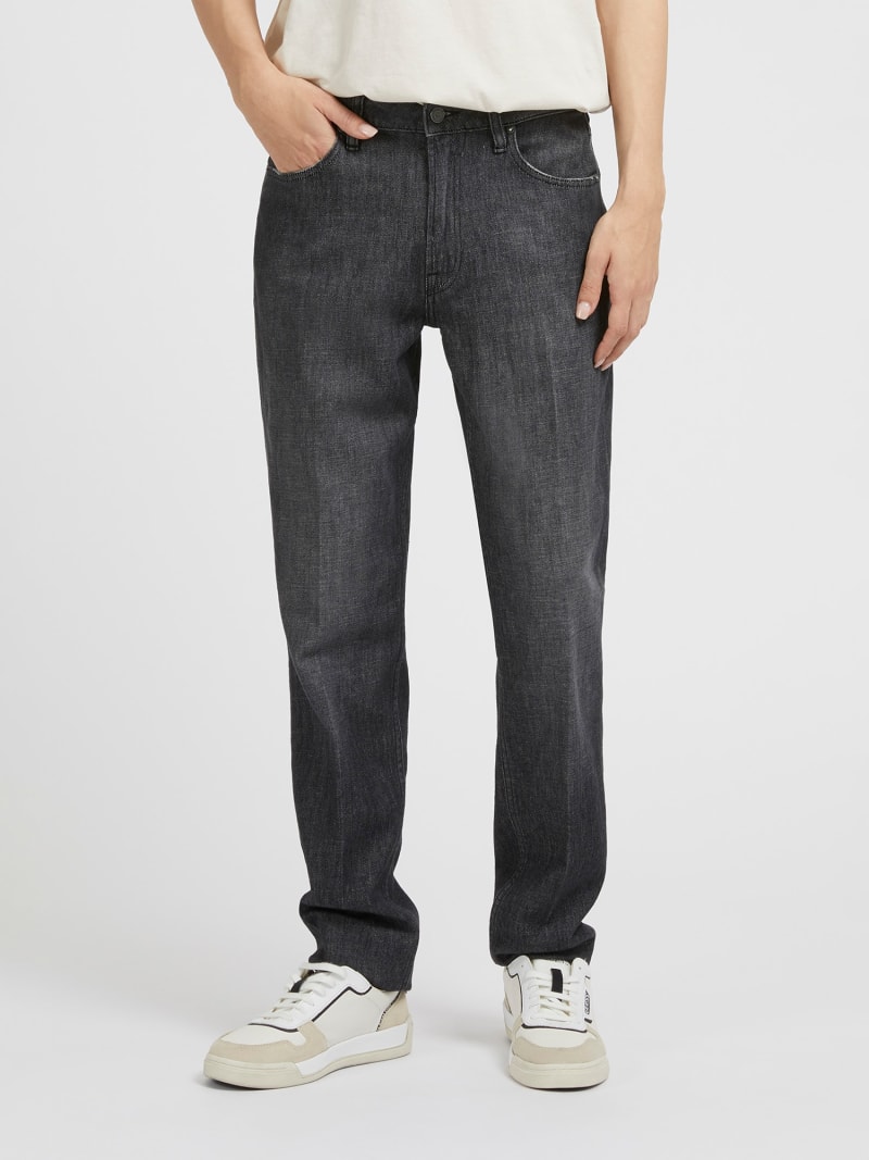 Mid Rise Regular Jeans