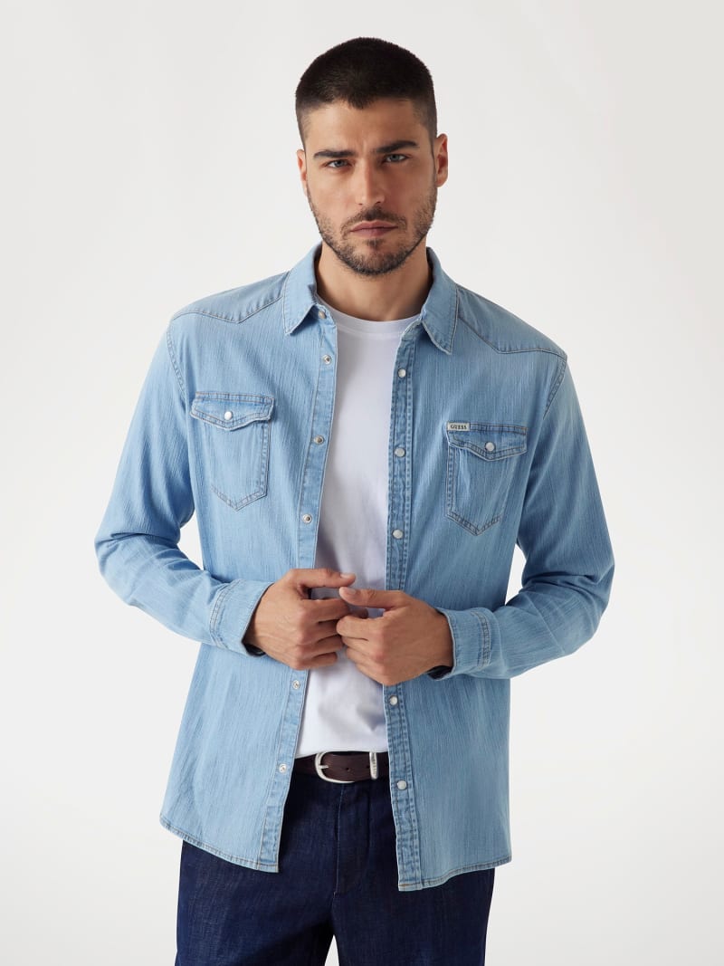 Slim fit denim shirt