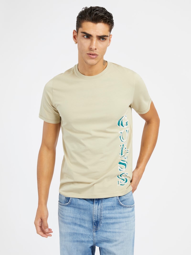 T-shirt stretch com logótipo lateral