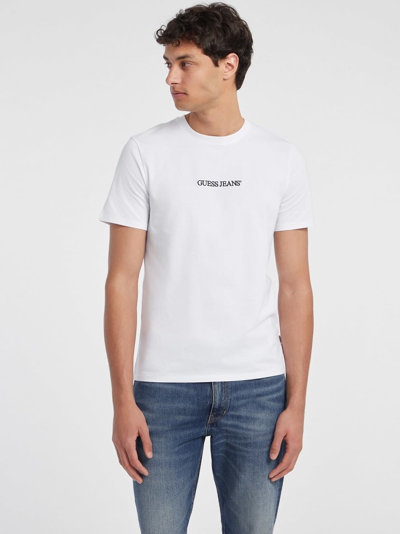 T-shirt slim com logo bordado