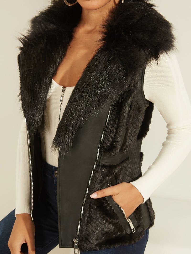 guess faux fur gilet