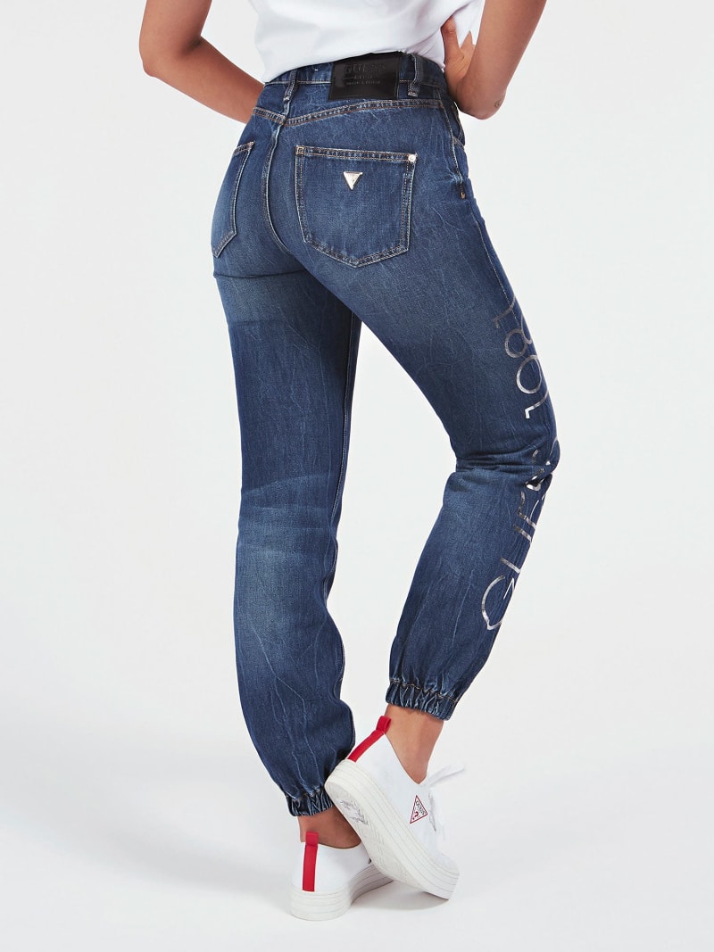 guess relaxed jeans