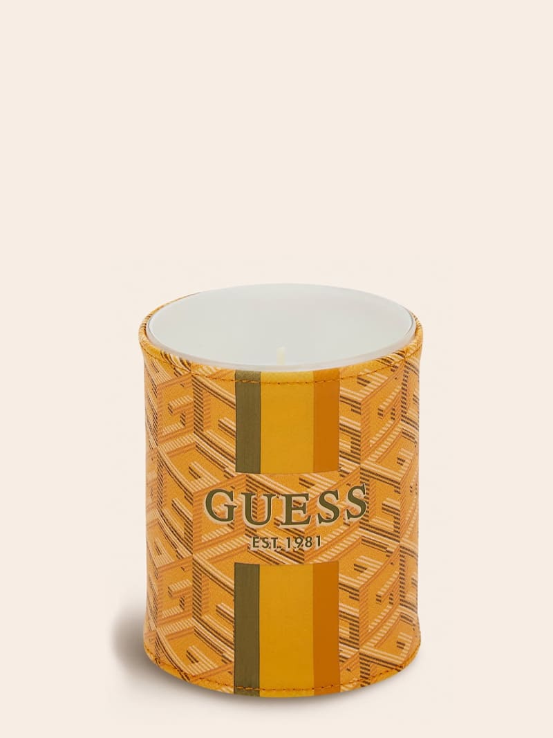 Small "G cube" candle