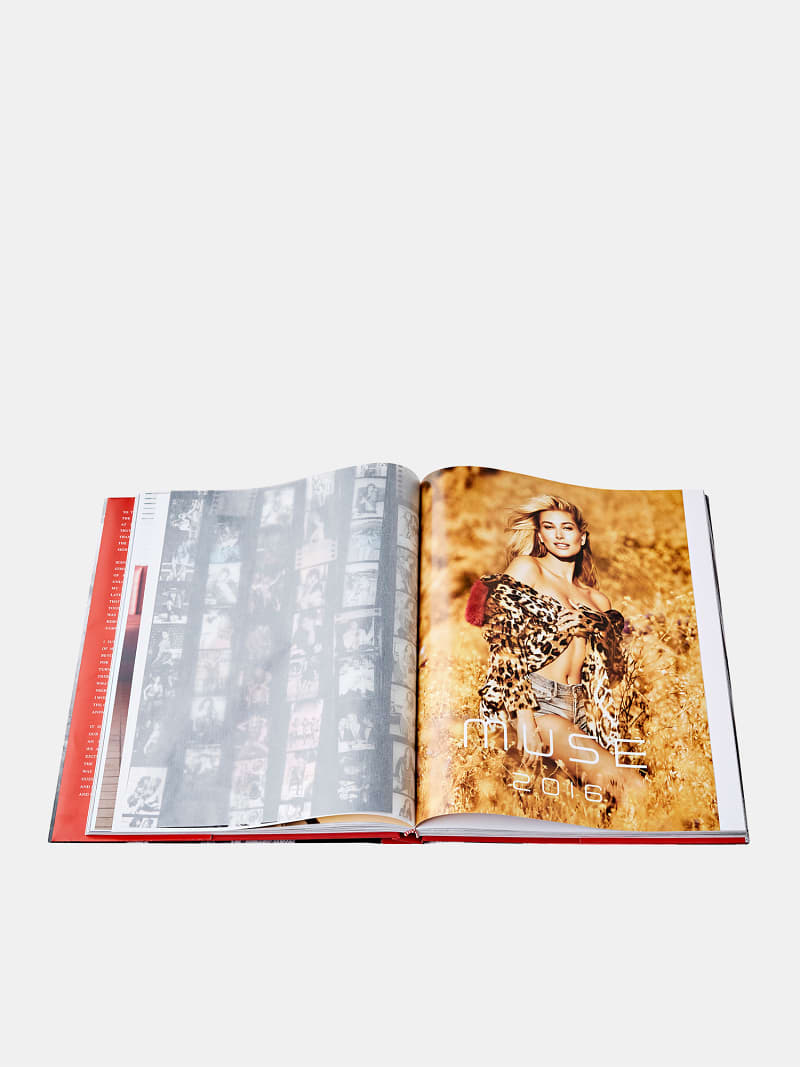 A Second Decade of GUESS? Images 写真集 A Second Decade Of Guess? Images 1991 to 2001 - りーちあーと