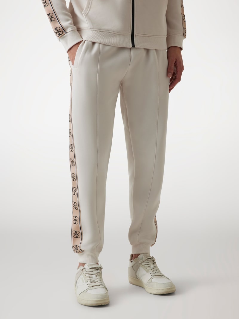 Pantalón jogger con logo lateral