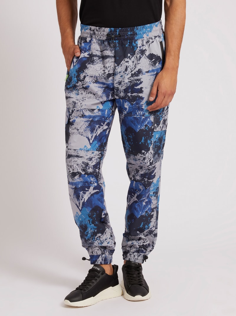 Guess men's camo cargo pants clearance