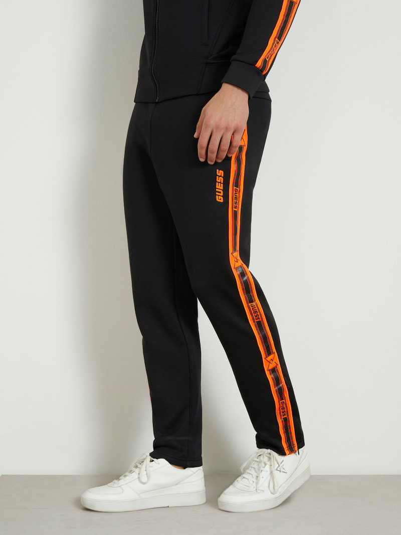 Yanda şeritli jogger pantolon