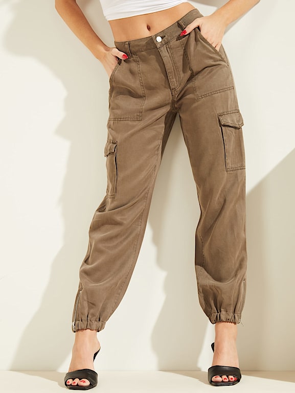 Guess chinos 2025