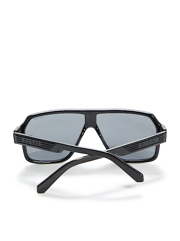 goul4711  GUESS® Plastic Navigator Sunglasses