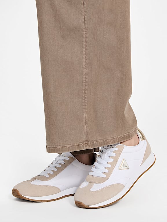 (取寄) ゲス レディース  GUESS women Joggin White/Beige GUESS® Joggin Suede Jogger Sneakers