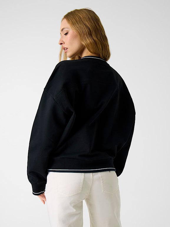 GUESS® Vintage Logo Oversized Sweatshirt