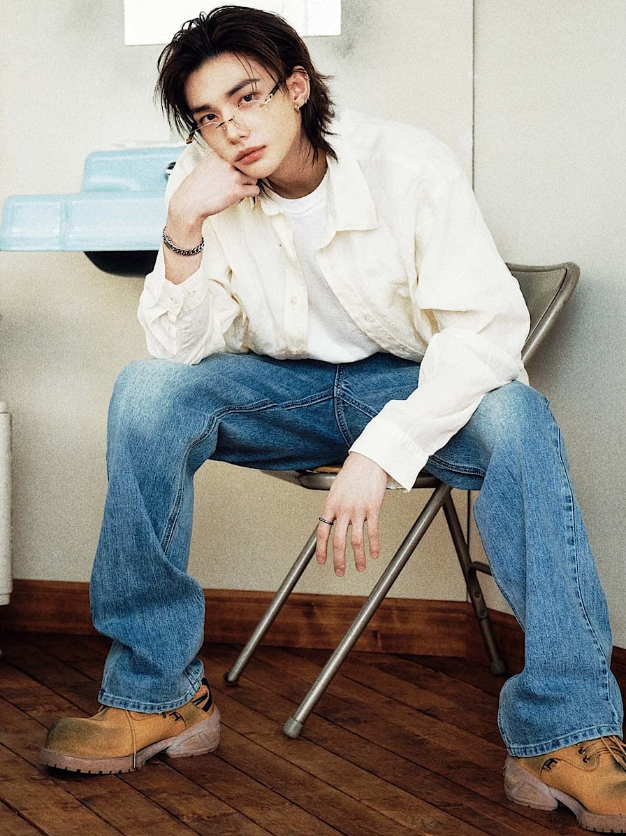 Long - sleeve shirt