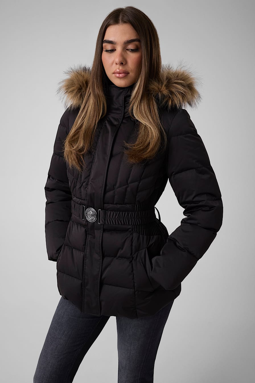 Short length puffer jacket