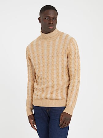 Sweter ze splotem warkoczowym