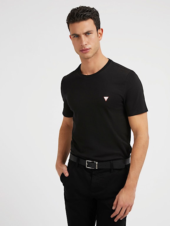 Guess small logo t shirt best sale