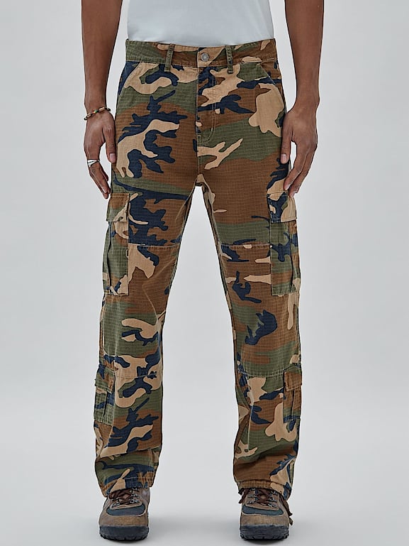 Guess camouflage pants discount