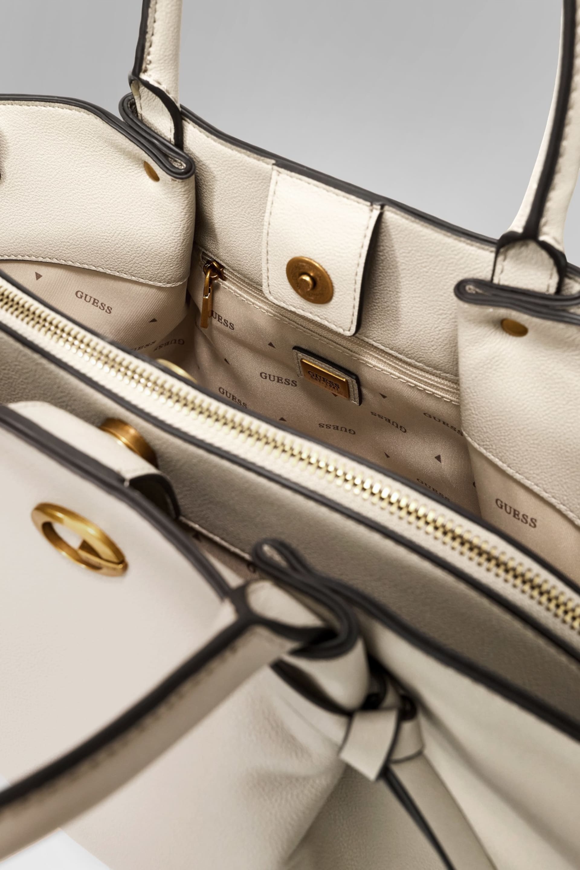GUESS® Sac à main Allegra en cuir synthétique Femme