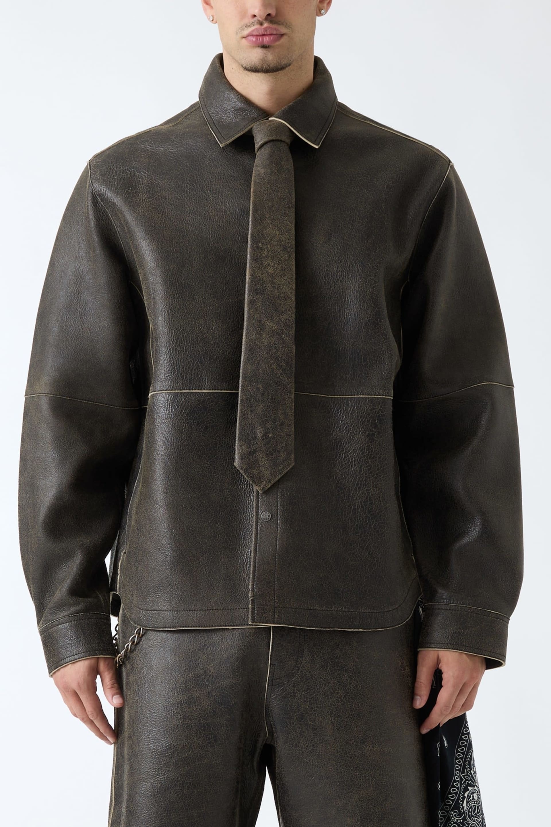 GUESS® Genuine leather tie